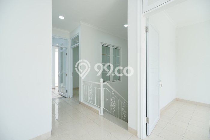 HARGA SPECIAL! Rumah Asri area Cibubur, Bekasi, Luas 98m² Bangunan 100m² BISA KPR! HARGA SPECIAL! Rumah Asri area Cibubur, Bekasi, Luas 98m² Bangunan 100m² BISA KPR!