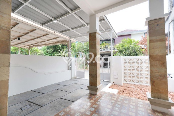 HARGA SPECIAL! Rumah Asri area Cibubur, Bekasi, Luas 98m² Bangunan 100m² BISA KPR! HARGA SPECIAL! Rumah Asri area Cibubur, Bekasi, Luas 98m² Bangunan 100m² BISA KPR!