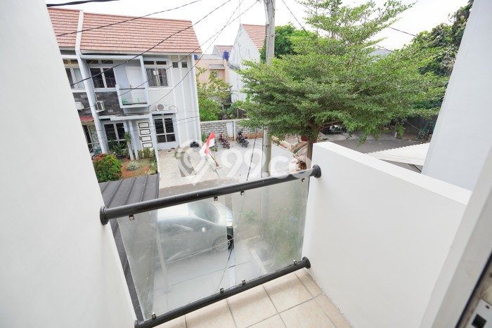 Rumah Siap Pakai di Sukatani, Depok, LT 93m² Bangunan 123m² Rumah Siap Pakai di Sukatani, Depok, LT 93m² Bangunan 123m²