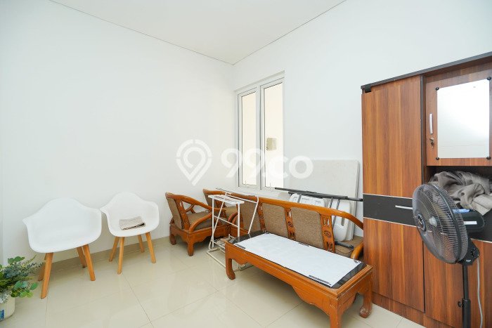 Rumah Terawat LT 114m² / LB 90m² di Lokasi Strategis Citra Grand, Jakarta Timur Rumah Terawat LT 114m² / LB 90m² di Lokasi Strategis Citra Grand, Jakarta Timur