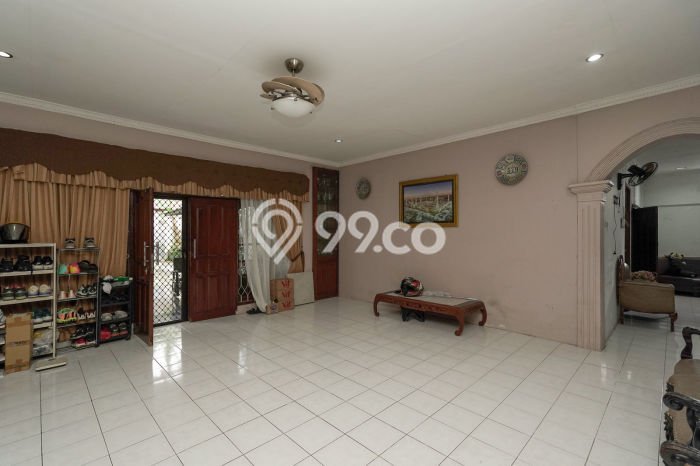 For Sale Rumah Elit Exclusive di Ciracas, Jakarta Timur For Sale Rumah Elit Exclusive di Ciracas, Jakarta Timur