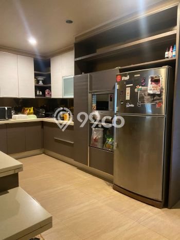 Rumah Mewah LB 160m2 Siap Huni Desain Elegan di Bintaro, Tangerang Selatan Rumah Mewah LB 160m2 Siap Huni Desain Elegan di Bintaro, Tangerang Selatan