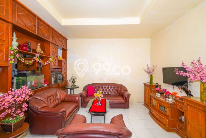 Dijual Cepat Rumah Bagus Siap Huni LB 238m2 di Sawangan, Depok Dijual Cepat Rumah Bagus Siap Huni LB 238m2 di Sawangan, Depok