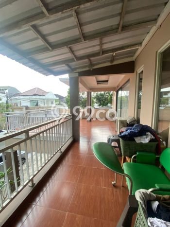 Rumah Mewah LB 160m2 Siap Huni Desain Elegan di Bintaro, Tangerang Selatan Rumah Mewah LB 160m2 Siap Huni Desain Elegan di Bintaro, Tangerang Selatan