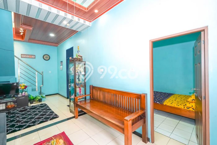 For Sale Rumah 5 Kamar Lokasi Strategis Bagus dan Strategis di Sawangan For Sale Rumah 5 Kamar Lokasi Strategis Bagus dan Strategis di Sawangan