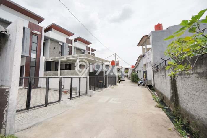 Rumah Luas Asri 3 KT Siap Huni di Pondok Gede Bekasi Rumah Luas Asri 3 KT Siap Huni di Pondok Gede Bekasi
