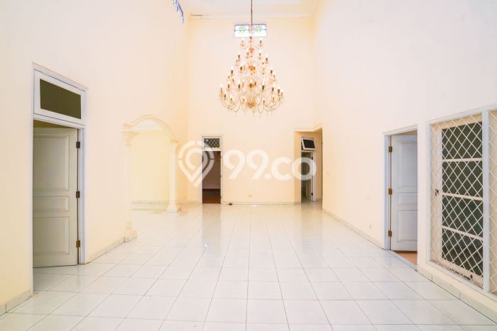 Hunian Mewah Dijual LT 400m2 di Cilandak, Jakarta Selatan Hunian Mewah Dijual LT 400m2 di Cilandak, Jakarta Selatan