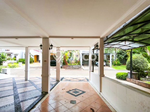 For Sale Rumah 5 Kamar Lokasi Strategis Nyaman dan Strategis di Gunung Putri For Sale Rumah 5 Kamar Lokasi Strategis Nyaman dan Strategis di Gunung Putri