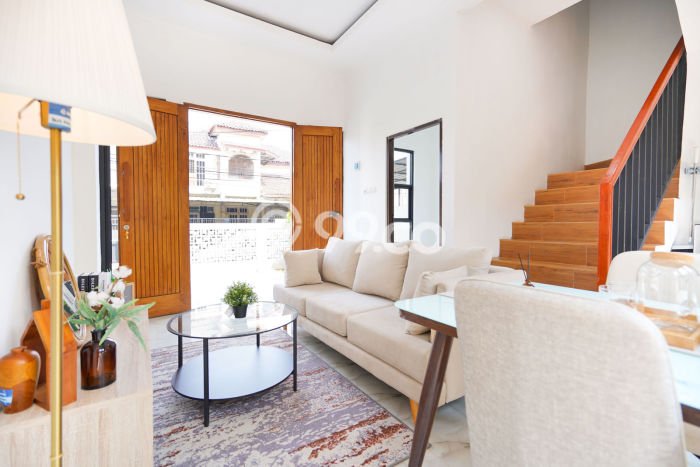 Rumah Modern 3 KT di Graha Raya Tangerang Rumah Modern 3 KT di Graha Raya Tangerang