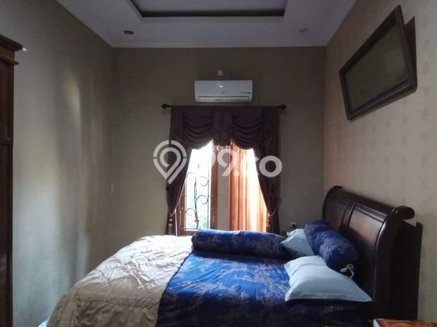 Rumah Luas Asri 4 KT Siap Pakai di harapan indah Bekasi Rumah Luas Asri 4 KT Siap Pakai di harapan indah Bekasi