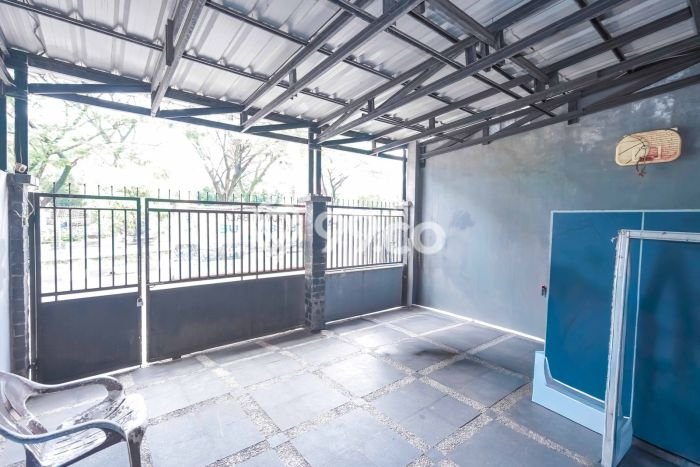 Hunian Elit LB 160m2 Siap Pakai Desain Elegan di Citayam, Depok Hunian Elit LB 160m2 Siap Pakai Desain Elegan di Citayam, Depok