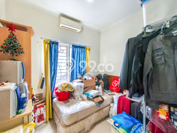 Rumah Luas Asri 3 KT Siap Huni di Bintaro Tangerang Selatan Rumah Luas Asri 3 KT Siap Huni di Bintaro Tangerang Selatan