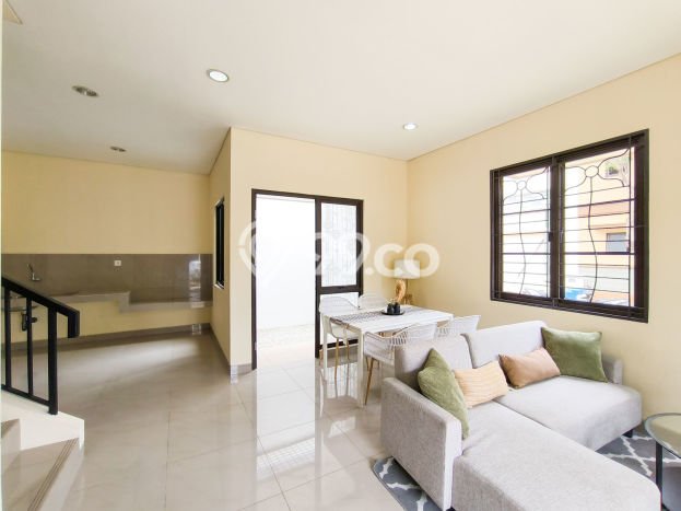 Rumah Akses Mudah area BSD City, Tangerang, LT 107m² LB 87m² Rumah Akses Mudah area BSD City, Tangerang, LT 107m² LB 87m²