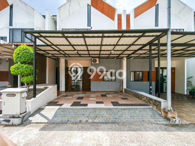 Ready to Use! Luxury House LT 105m2 Desain Modern di Sentul City Ready to Use! Luxury House LT 105m2 Desain Modern di Sentul City
