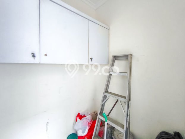 Rumah Luas Asri 3 KT Siap Huni di Bintaro Tangerang Selatan Rumah Luas Asri 3 KT Siap Huni di Bintaro Tangerang Selatan