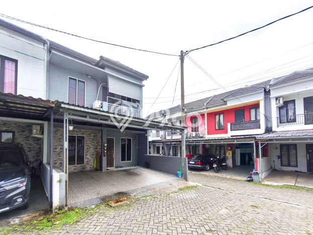 Jual Rumah Strategis Bagus Punya 5 KT di Pamulang Tangerang Selatan SHM Jual Rumah Strategis Bagus Punya 5 KT di Pamulang Tangerang Selatan SHM