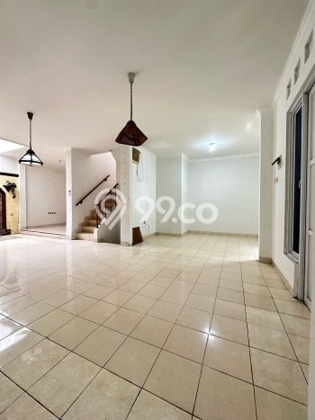 For Sale Hunian Rumah Terawat 3 Kamar di BSD Nusaloka, Tangerang For Sale Hunian Rumah Terawat 3 Kamar di BSD Nusaloka, Tangerang