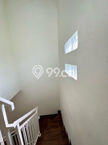 Rumah sewa siap huni 3 Kamar Tidur di BSD The Icon, Tangerang Rumah sewa siap huni 3 Kamar Tidur di BSD The Icon, Tangerang