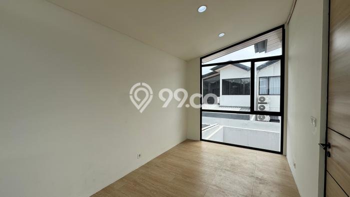 Dijual Rumah 3 Kamar Lokasi Ideal Bagus dan Strategis di Karawaci Dijual Rumah 3 Kamar Lokasi Ideal Bagus dan Strategis di Karawaci