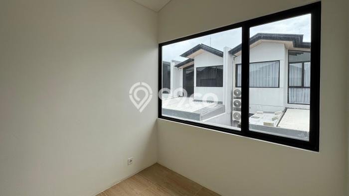 Dijual Rumah 3 Kamar Lokasi Ideal Bagus dan Strategis di Karawaci Dijual Rumah 3 Kamar Lokasi Ideal Bagus dan Strategis di Karawaci