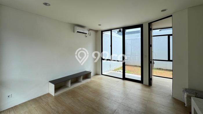 Dijual Rumah 3 Kamar Lokasi Ideal Bagus dan Strategis di Karawaci Dijual Rumah 3 Kamar Lokasi Ideal Bagus dan Strategis di Karawaci
