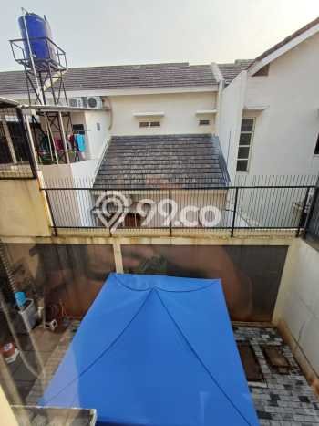 Rumah Luxury Modern Tanpa Renovasi di Gading Serpong Tangerang Rumah Luxury Modern Tanpa Renovasi di Gading Serpong Tangerang