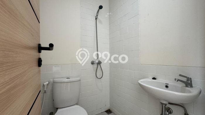 Dijual Rumah 3 Kamar Lokasi Ideal Bagus dan Strategis di Karawaci Dijual Rumah 3 Kamar Lokasi Ideal Bagus dan Strategis di Karawaci
