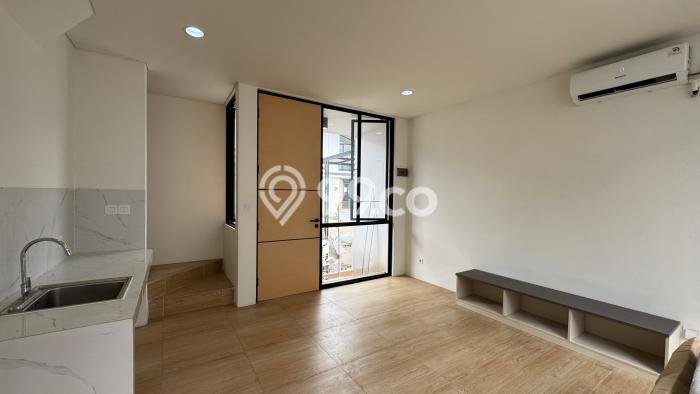 Dijual Rumah 3 Kamar Lokasi Ideal Bagus dan Strategis di Karawaci Dijual Rumah 3 Kamar Lokasi Ideal Bagus dan Strategis di Karawaci