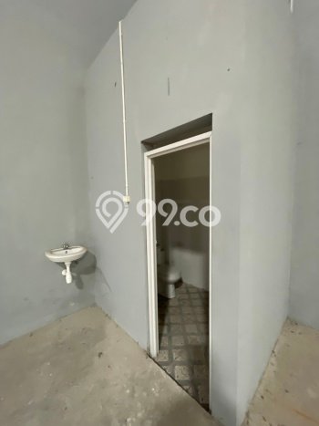 Gudang disewakan di Ngaliyan Semarang dengan luas bangunan 1500m2 Gudang disewakan di Ngaliyan Semarang dengan luas bangunan 1500m2