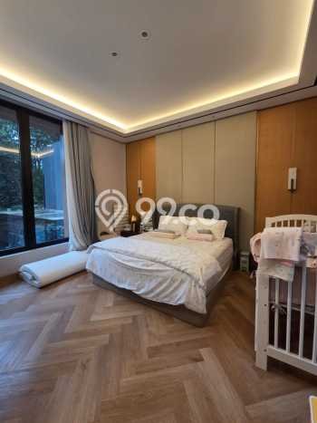 Rumah Mewah LB 900m2 Siap Pakai Desain Elegan di BSB City, Semarang Rumah Mewah LB 900m2 Siap Pakai Desain Elegan di BSB City, Semarang