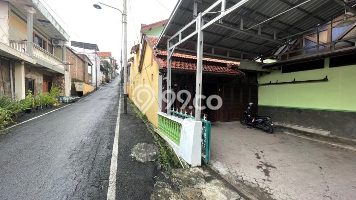 For Sale! Luxury House LT 482m2 Desain Modern di Pamularsih For Sale! Luxury House LT 482m2 Desain Modern di Pamularsih
