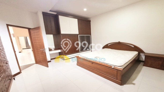 Hunian Eksklusif Dijual LT 200m2 di Banyumanik, Semarang Hunian Eksklusif Dijual LT 200m2 di Banyumanik, Semarang
