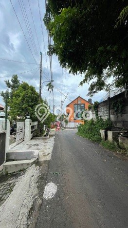 Hunian Mewah Dijual LT 420m2 di Candisari, Semarang Hunian Mewah Dijual LT 420m2 di Candisari, Semarang