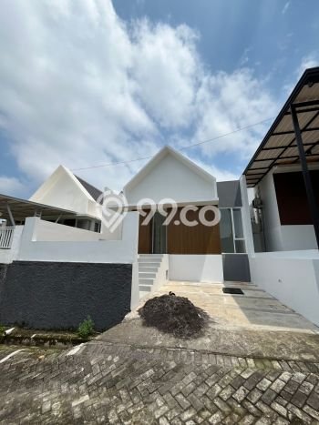 Jual Rumah Strategis Bagus Punya 2 KT di Ngaliyan Semarang SHM Jual Rumah Strategis Bagus Punya 2 KT di Ngaliyan Semarang SHM
