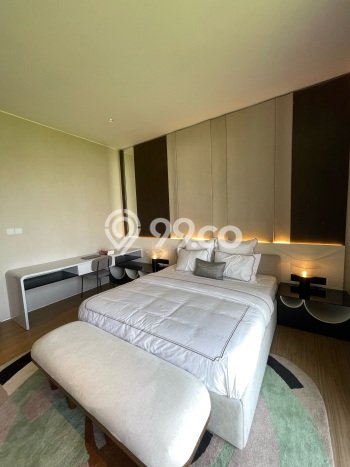 Rumah Mewah LB 189m2 Siap Huni Desain Elegan di Candi Golf, Semarang Rumah Mewah LB 189m2 Siap Huni Desain Elegan di Candi Golf, Semarang