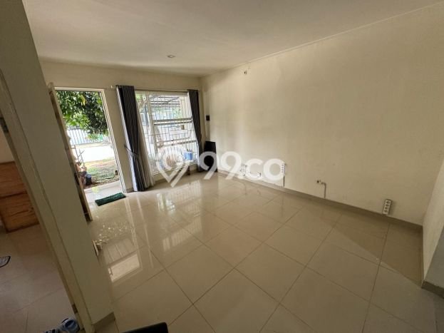 Rumah di Boulevard Serpong Garden 2 siap huni Cisauk Tangerang 2 Lantai SHM Selatan Rumah di Boulevard Serpong Garden 2 siap huni Cisauk Tangerang 2 Lantai SHM Selatan