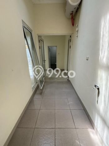 Rumah di Boulevard Serpong Garden 2 siap huni Cisauk Tangerang 2 Lantai SHM Selatan Rumah di Boulevard Serpong Garden 2 siap huni Cisauk Tangerang 2 Lantai SHM Selatan