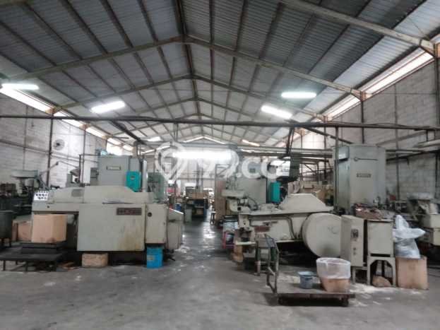 Gudang Dijual di Curug LT 3800m2, LB 1200m2 untuk Investasi Gudang Dijual di Curug LT 3800m2, LB 1200m2 untuk Investasi
