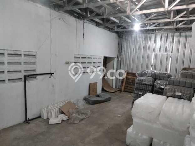 Jual Gudang Premium Kawasan , Luas 400m2m², Jalan Utama, Kawasan Komersial Jual Gudang Premium Kawasan , Luas 400m2m², Jalan Utama, Kawasan Komersial