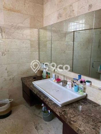 For Sale! Premium House LT 250m2 Desain Modern di Permata Buana For Sale! Premium House LT 250m2 Desain Modern di Permata Buana