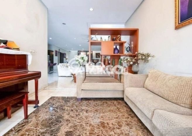 Dijual Rumah Mewah Megah Dengan View Eksklusif di Permata Buana, Jakarta Barat Dijual Rumah Mewah Megah Dengan View Eksklusif di Permata Buana, Jakarta Barat