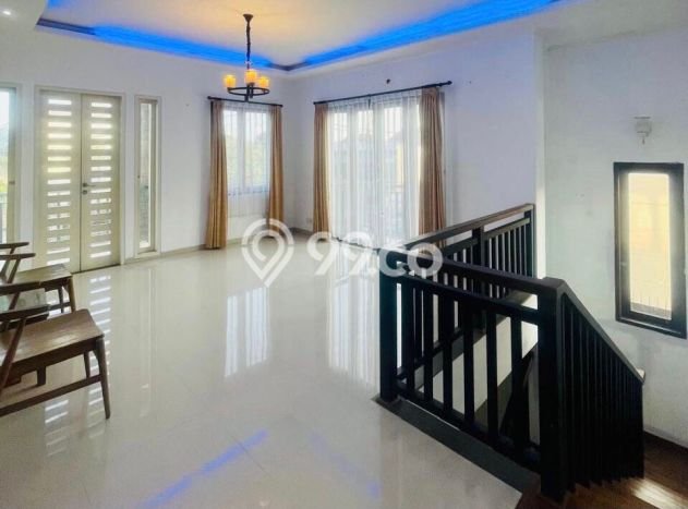 Rumah di Renon, 3 KT, Pemandangan Kota, LT 201m² Bangunan 170m² Rumah di Renon, 3 KT, Pemandangan Kota, LT 201m² Bangunan 170m²