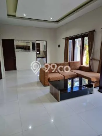 Jarang Ada! Rumah Sewa 4 Kamar Bagus Siap Huni Sunset Road Jarang Ada! Rumah Sewa 4 Kamar Bagus Siap Huni Sunset Road