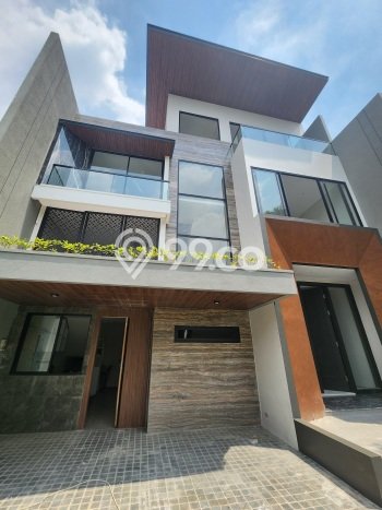 Dijual Rumah Luas Megah Dengan View Eksklusif di Citraland, Surabaya Dijual Rumah Luas Megah Dengan View Eksklusif di Citraland, Surabaya
