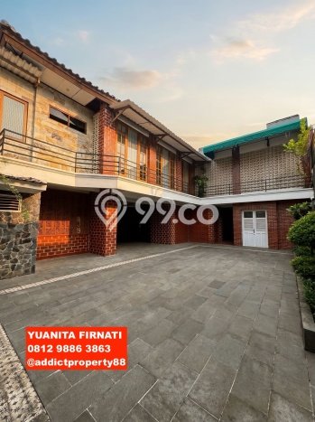 Untuk Dijual! Komersial di Kemang Jakarta Selatan LT 788m2 / LB 1000m2 Kawasan Strategis Untuk Dijual! Komersial di Kemang Jakarta Selatan LT 788m2 / LB 1000m2 Kawasan Strategis