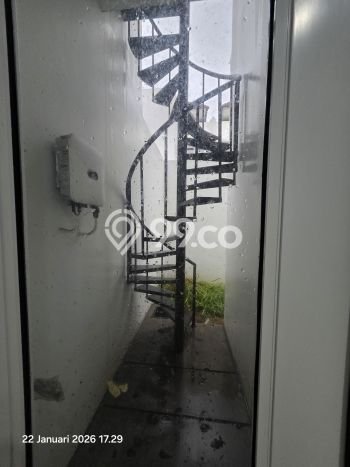 Disewakan! Rumah 4 Kamar Tidur &
3 Kamar Mandi di Gading Serpong, Tangerang Disewakan! Rumah 4 Kamar Tidur &
3 Kamar Mandi di Gading Serpong, Tangerang