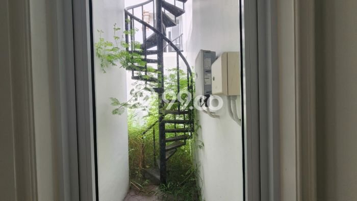Jual Rumah Mewah Megah Dengan View Eksklusif di Gading Serpong, Tangerang Jual Rumah Mewah Megah Dengan View Eksklusif di Gading Serpong, Tangerang