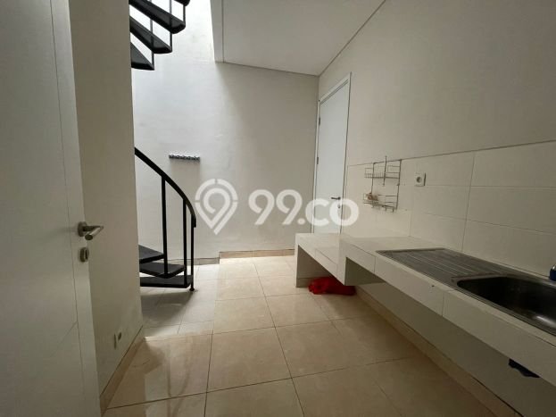 Ready to Use! Luxury House LT 112m2 Desain Modern di BSD City Ready to Use! Luxury House LT 112m2 Desain Modern di BSD City