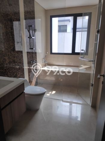 Ready to Use! Premium House LT 220m2 Desain Elegan di BSD City Ready to Use! Premium House LT 220m2 Desain Elegan di BSD City
