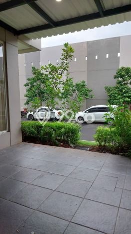 Rumah Luxury Modern Tanpa Renovasi di Gading Serpong Tangerang Rumah Luxury Modern Tanpa Renovasi di Gading Serpong Tangerang